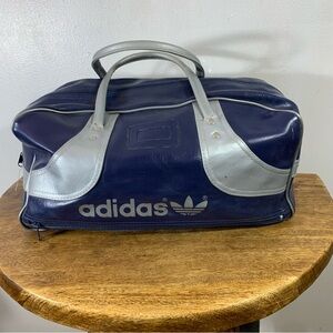 Vintage made in Hong-Kong adidas bag